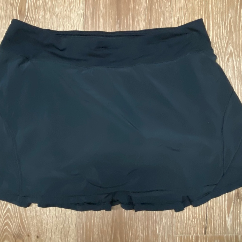 Lululemon Circuit Breaker Skirt II (Tall) (15") black size 10